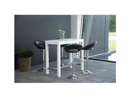 Plus Tabouret de bar en similicuir noir avec pied chromé hauteur réglable. KOYB15770