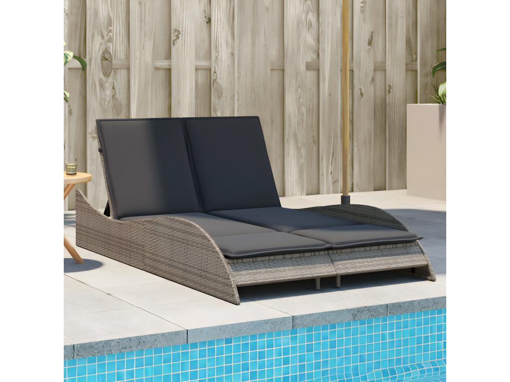Chaise longue avec coussins gris 114x205x73 cm résine tressée OAHD34584